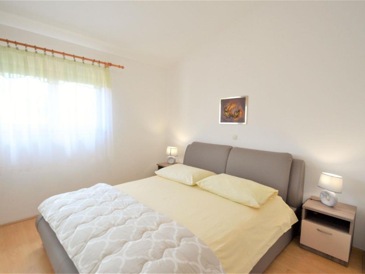 Apartment Denise Medulin Buitenkant foto